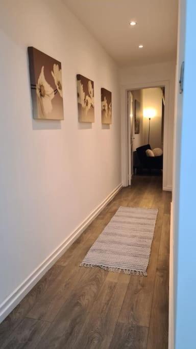Luxury 1 Bedroom Flat In The Heart Of Wood Green London Exterior photo